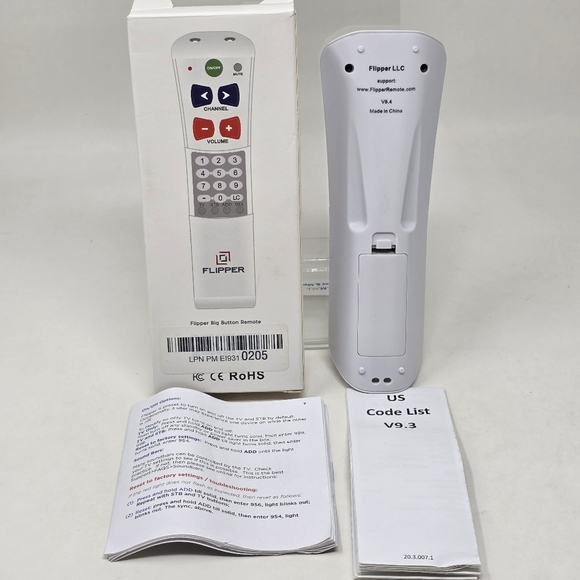 Flipper fla22v1 Big Button Universal Remote for 2 Devices Used Tested - Picture 2 of 4